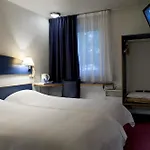 Hotel Kyriad Lille Est - D'ascq 3*