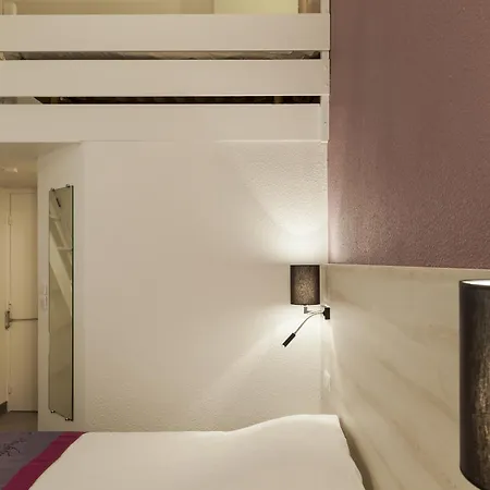 Отель Kyriad Lille Est - D'ascq Вильнёв-д'Аск