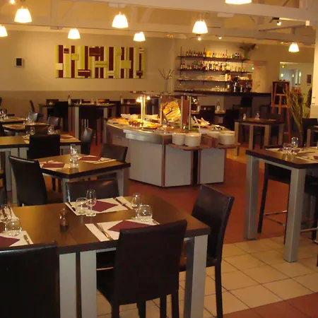 Отель Kyriad Lille Est - D'ascq