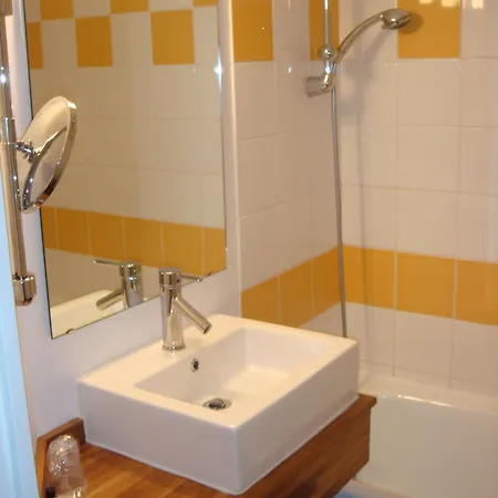 Отель Kyriad Lille Est - D'ascq