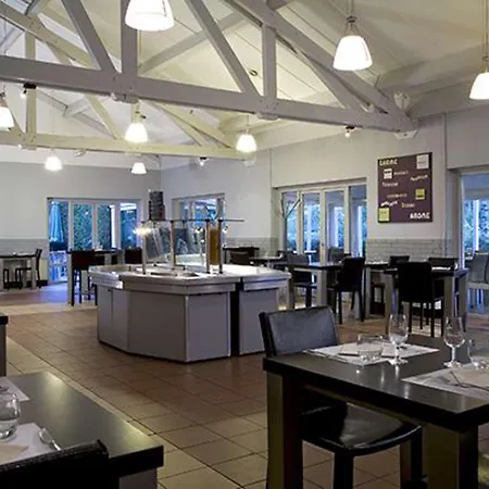 Kyriad Lille Est - D'ascq Отель 3*