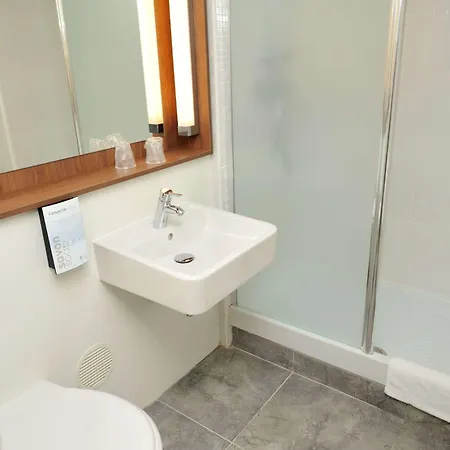 Kyriad Lille Est - D'ascq 3* Вильнёв-д'Аск