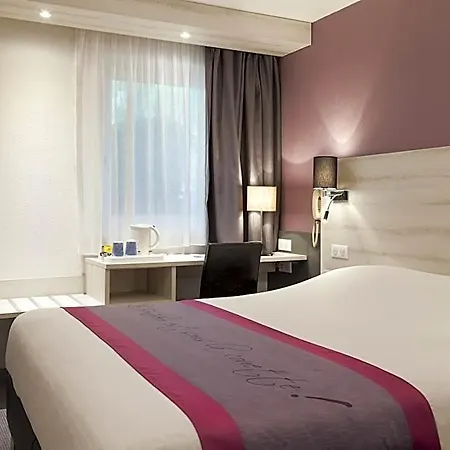 Kyriad Lille Est - D'ascq Hotel