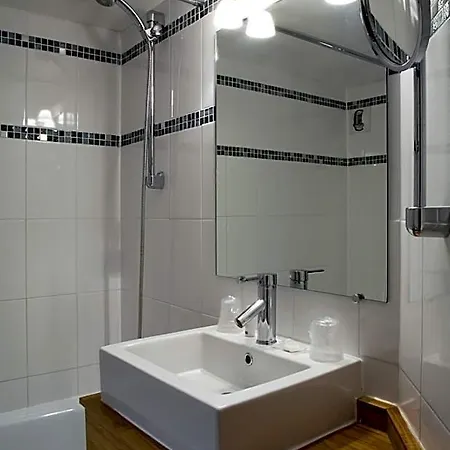 Ξενοδοχείο Kyriad Lille Est - D'ascq 3*