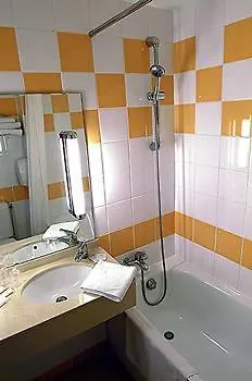 Отель Kyriad Lille Est - D'ascq 3*